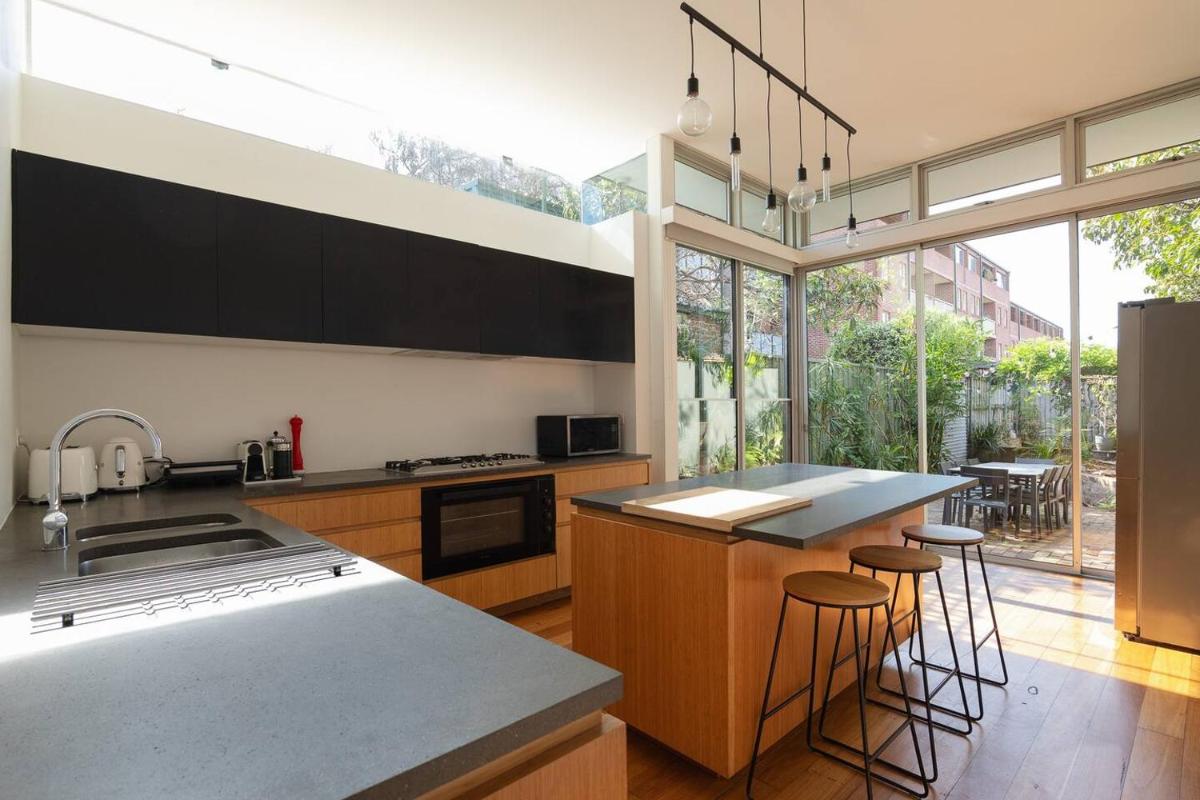 Image 2 of Newtown Terrace House Oasis