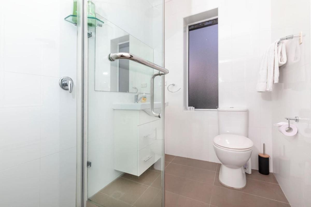 Image 2 of Parkside 1 bedroom home, Whisper quiet