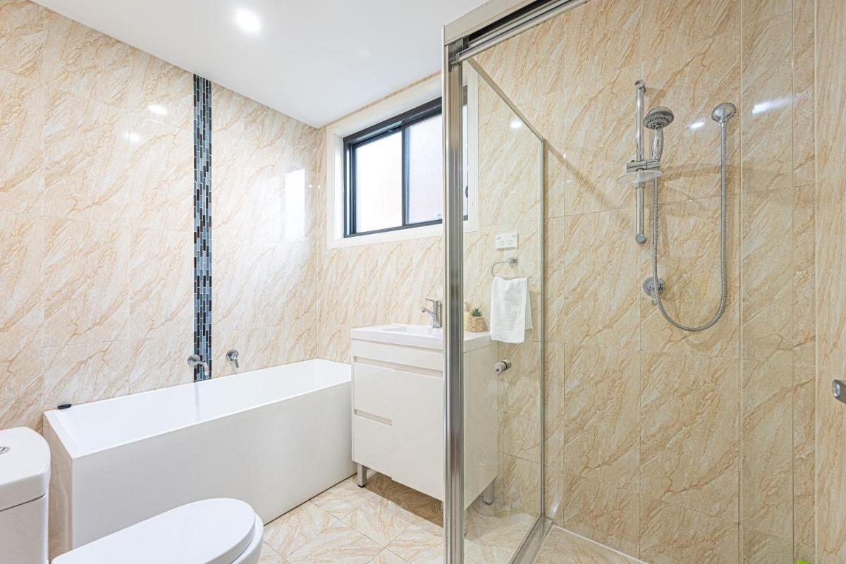 Image 2 of Parramatta New 2Bedroom apt close to TrainShoping