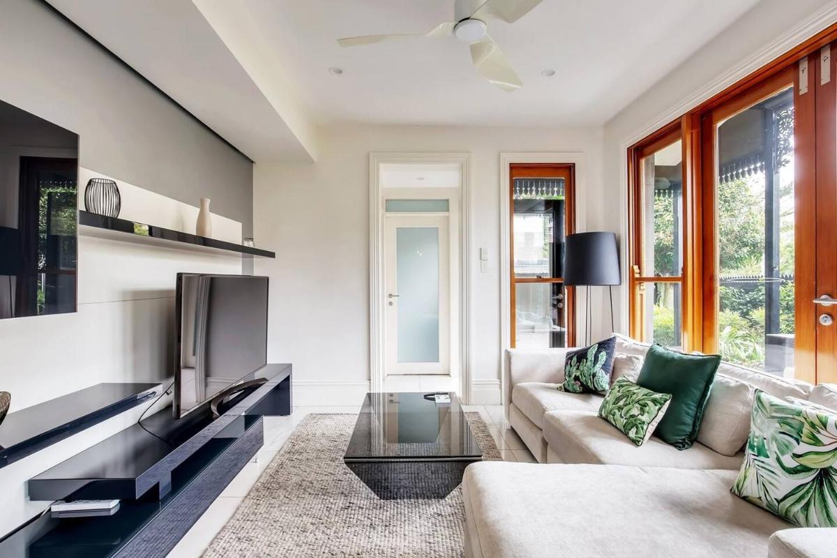 Image 2 of Refined Paddington Corner Terrace with Parking