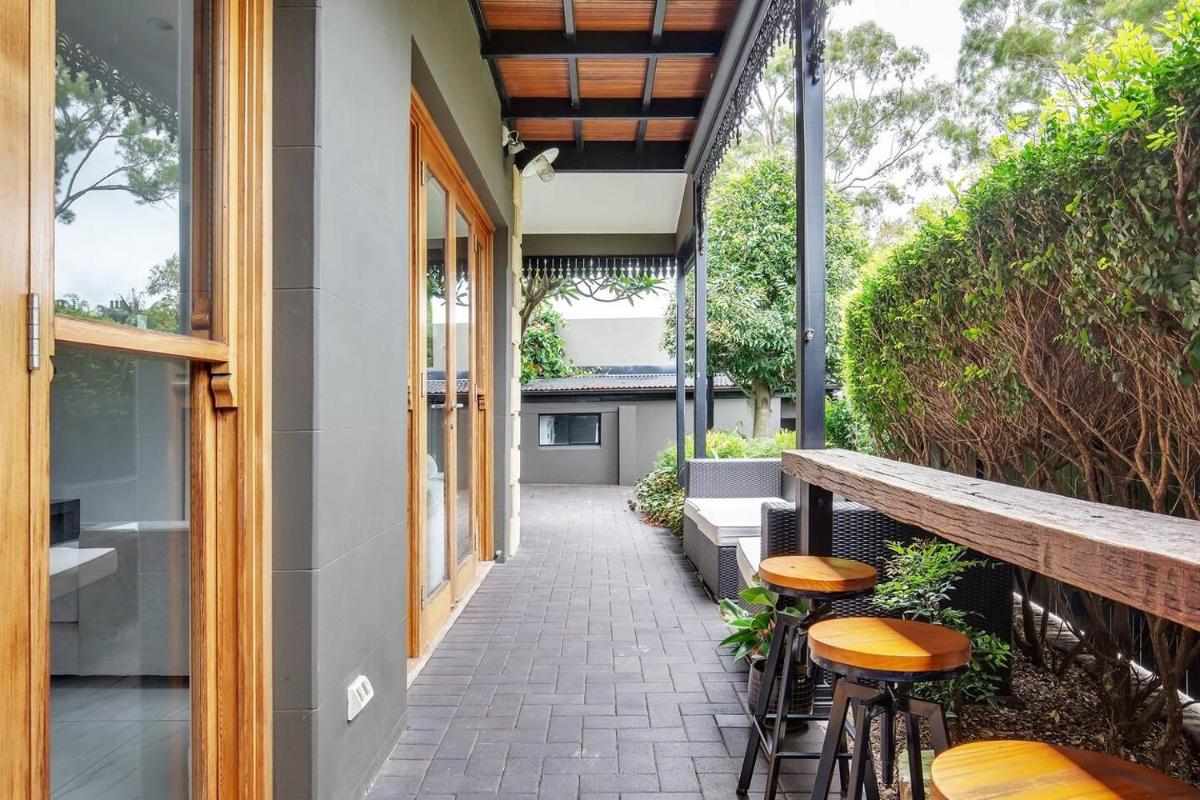 Image 5 of Refined Paddington Corner Terrace with Parking
