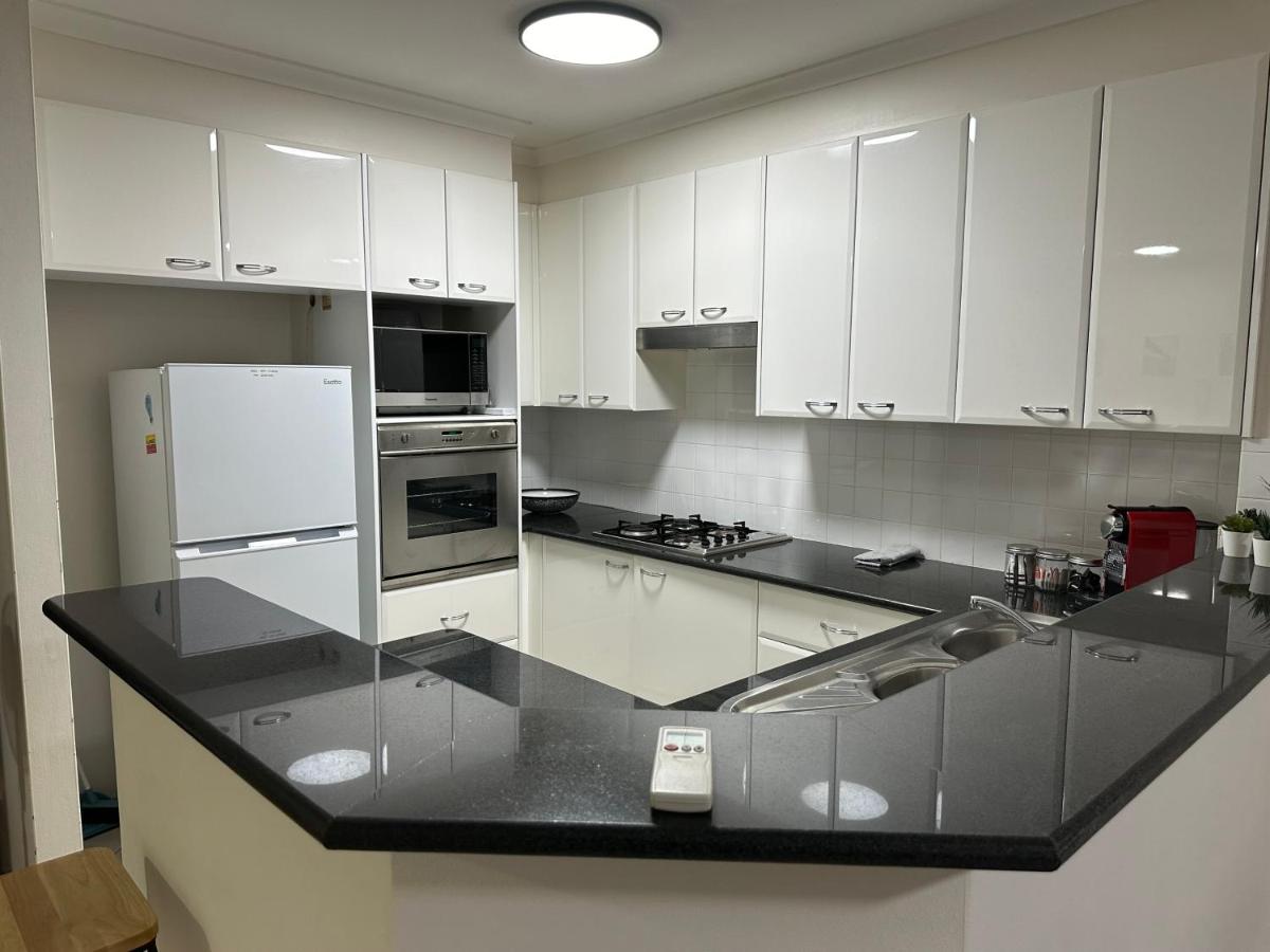 Image 4 of Resort Style 2BR Apt in Pyrmont Next to Darling Harbour