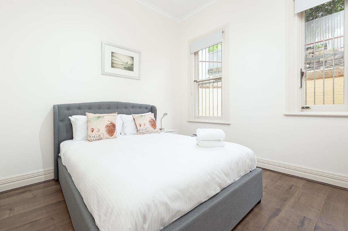 Image 5 of STUNNING SYDNEY HOME 1