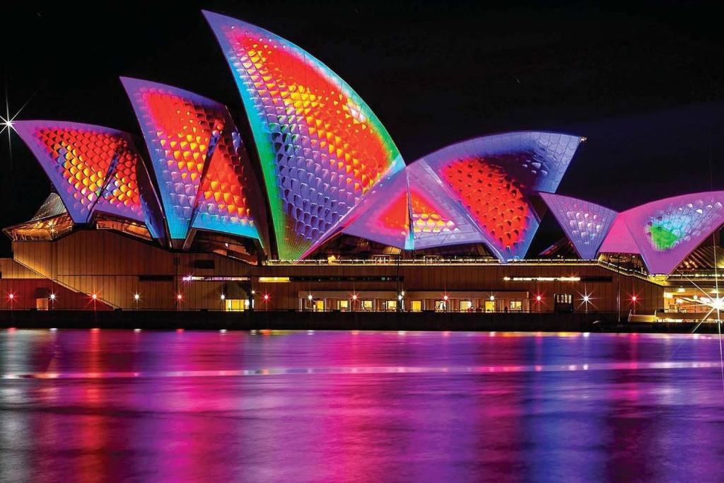 Image of STUNNING SYDNEY HOME 11