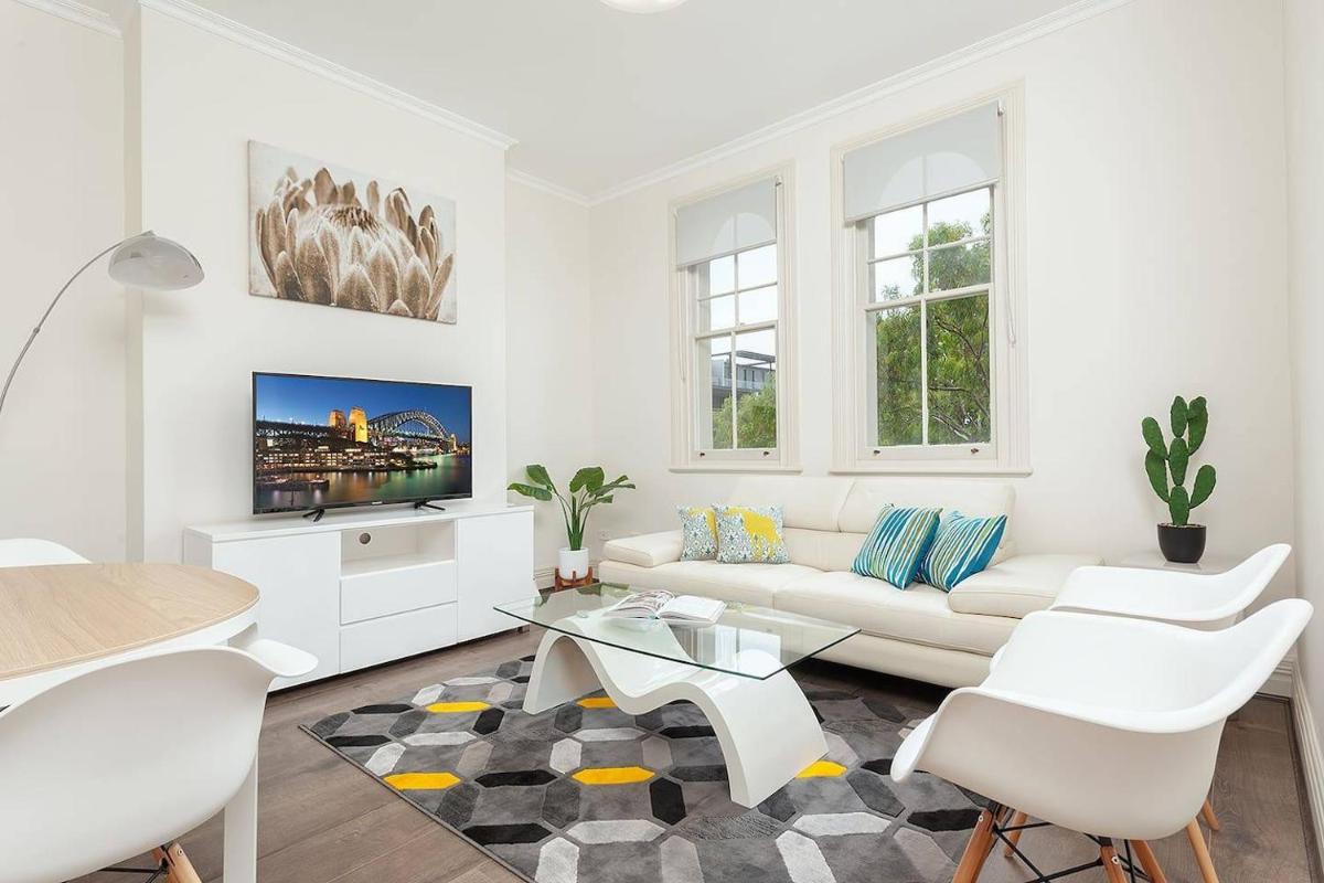 Image 4 of STUNNING SYDNEY HOME 6