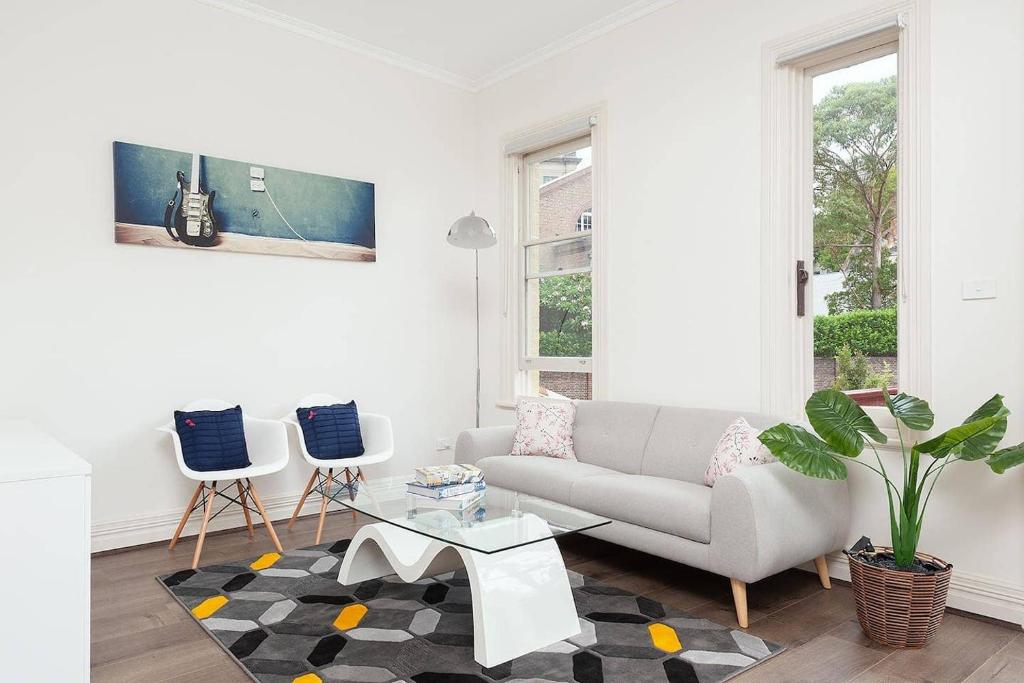 Image of STUNNING SYDNEY HOME 8