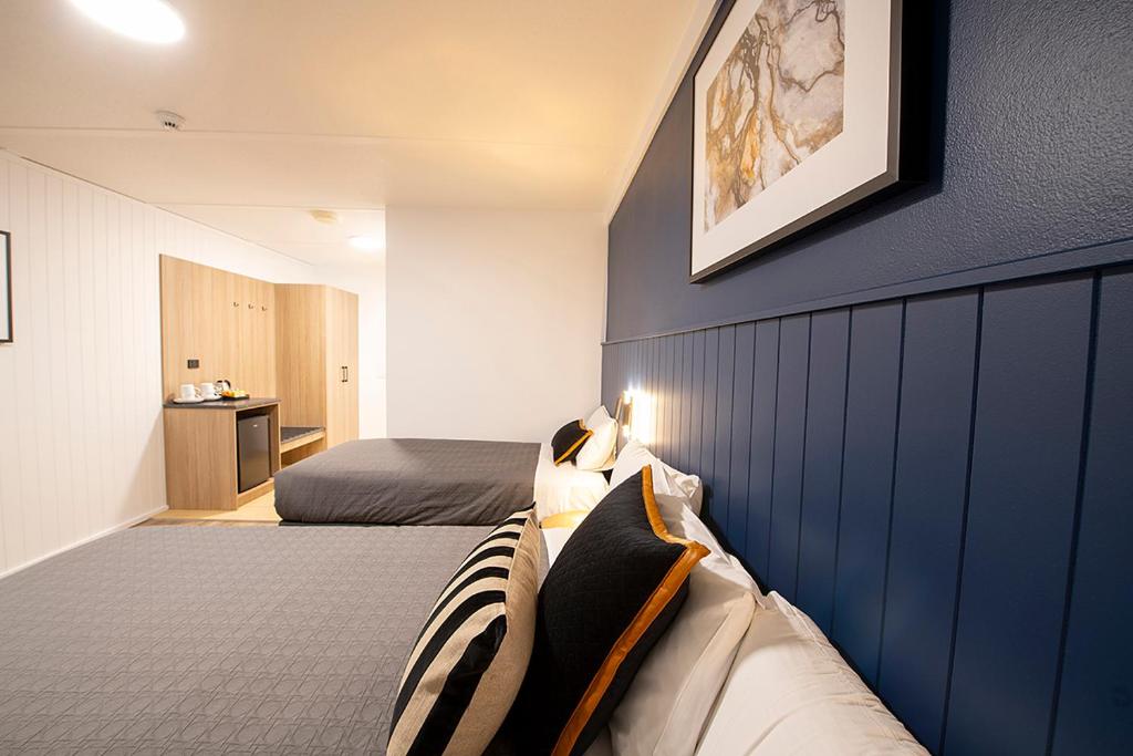 Image of Southend Hotel