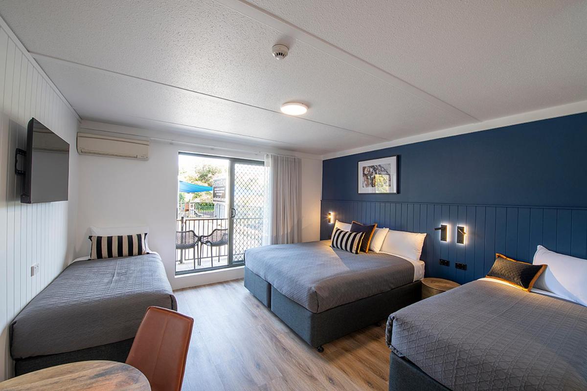 Image 6 of Southend Hotel