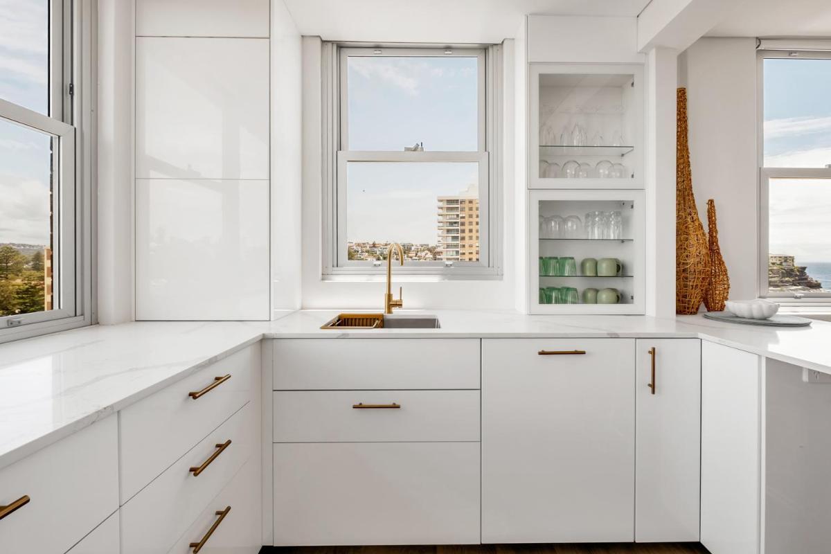 Image 2 of Stunning Beachfront penthouse-Beach District Views