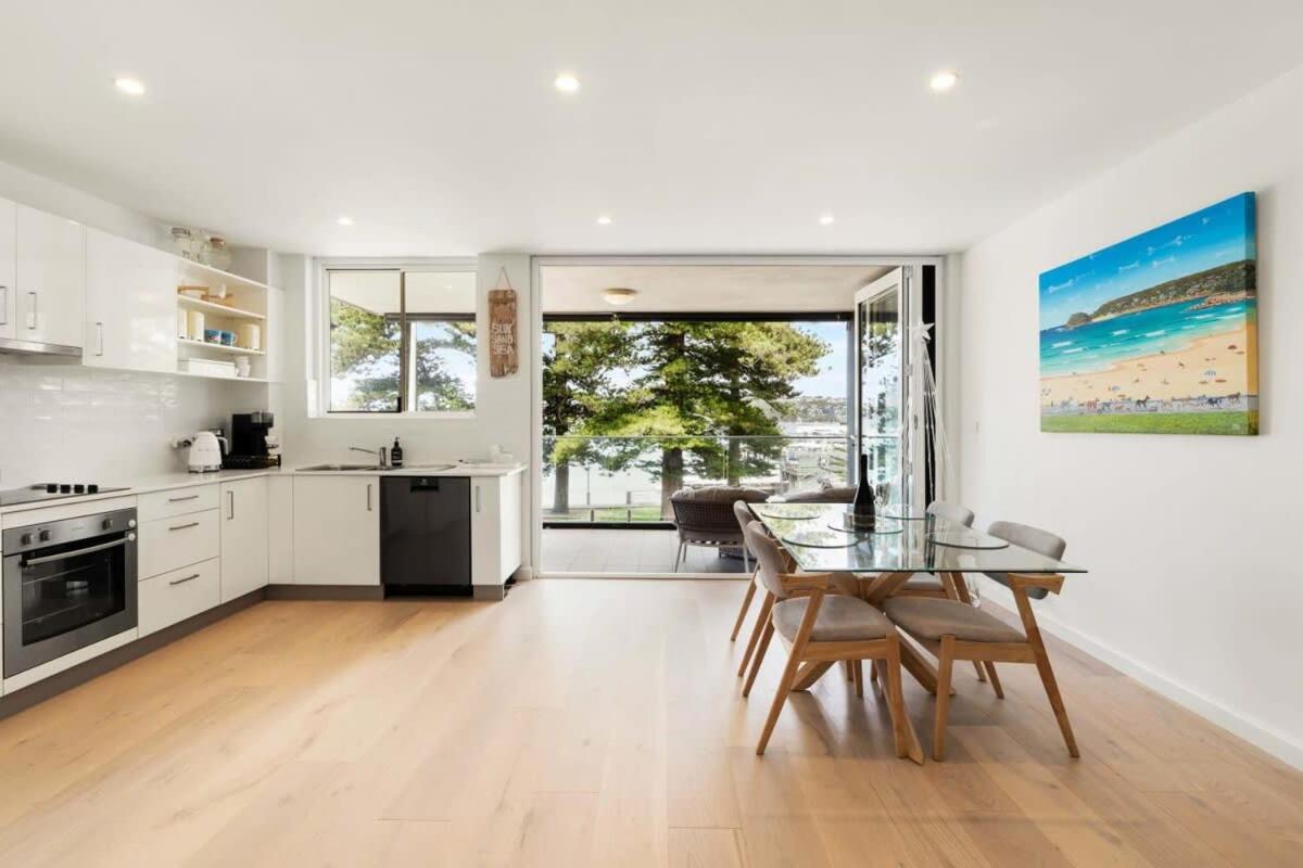 Image 2 of Stylish Manly Apartment with Harbour Views