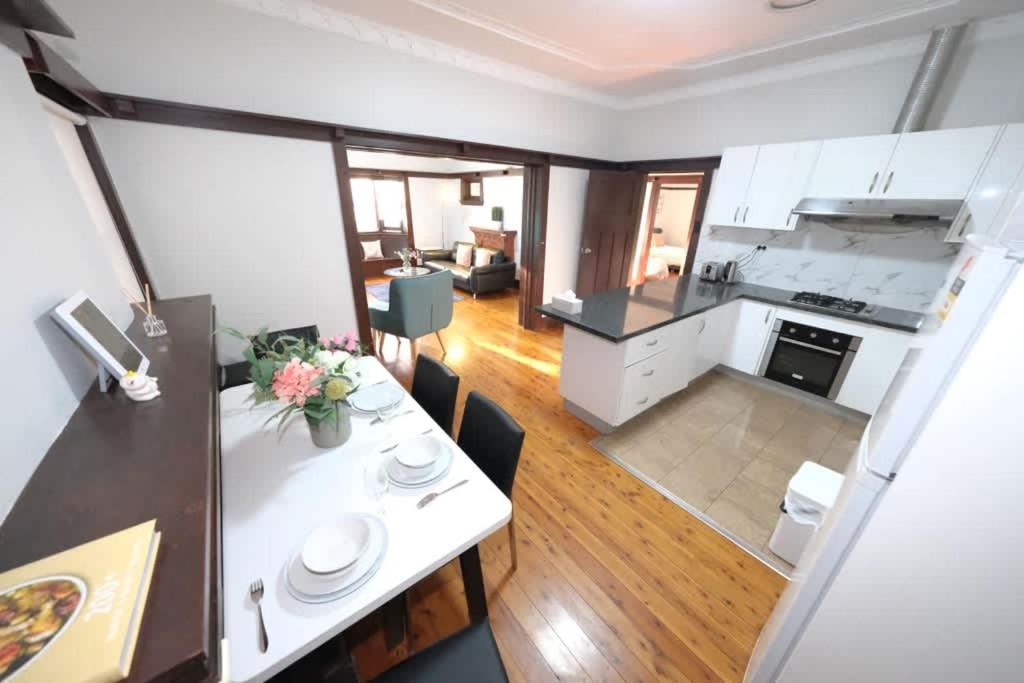 Image 1 of Sydney concord 4 Bed 3 bath close Burwood