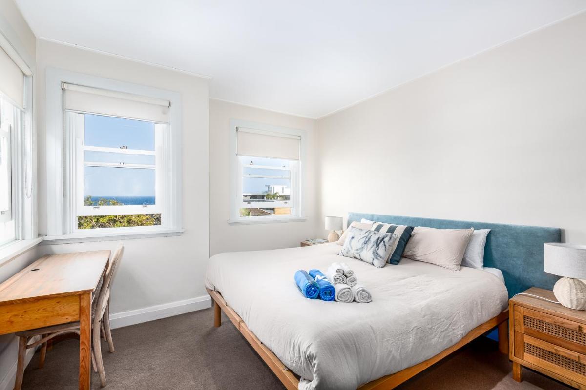 Image 6 of The Bondi Beachcomber Apartment