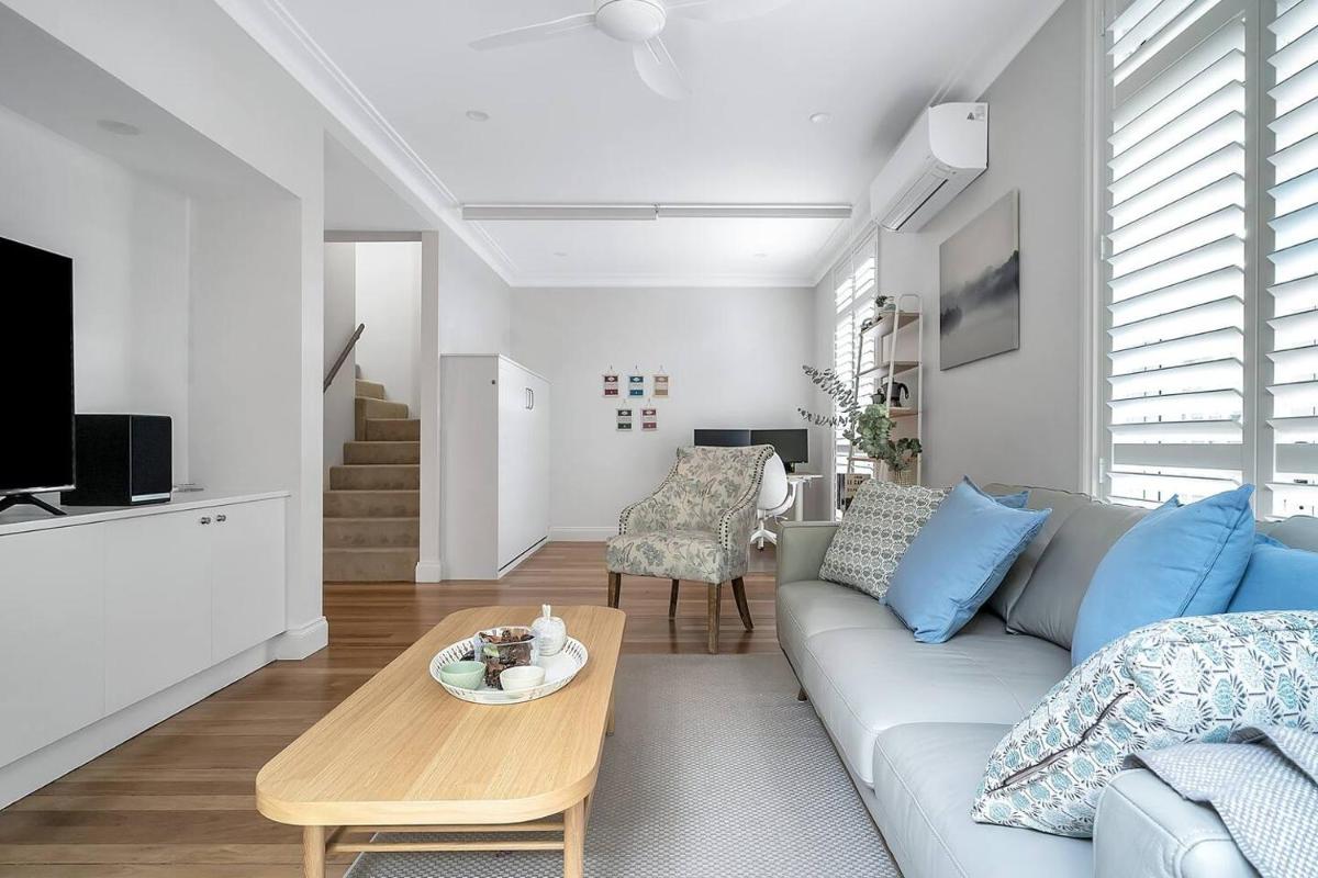 Image 4 of The Newtowner – In The Heart Of Newtown!