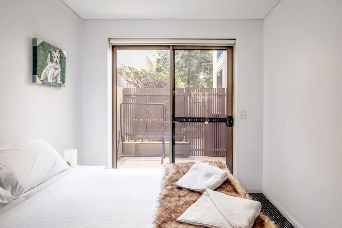 Image 6 of ‘The Patio’ Live like a Local in Spacious Comfort