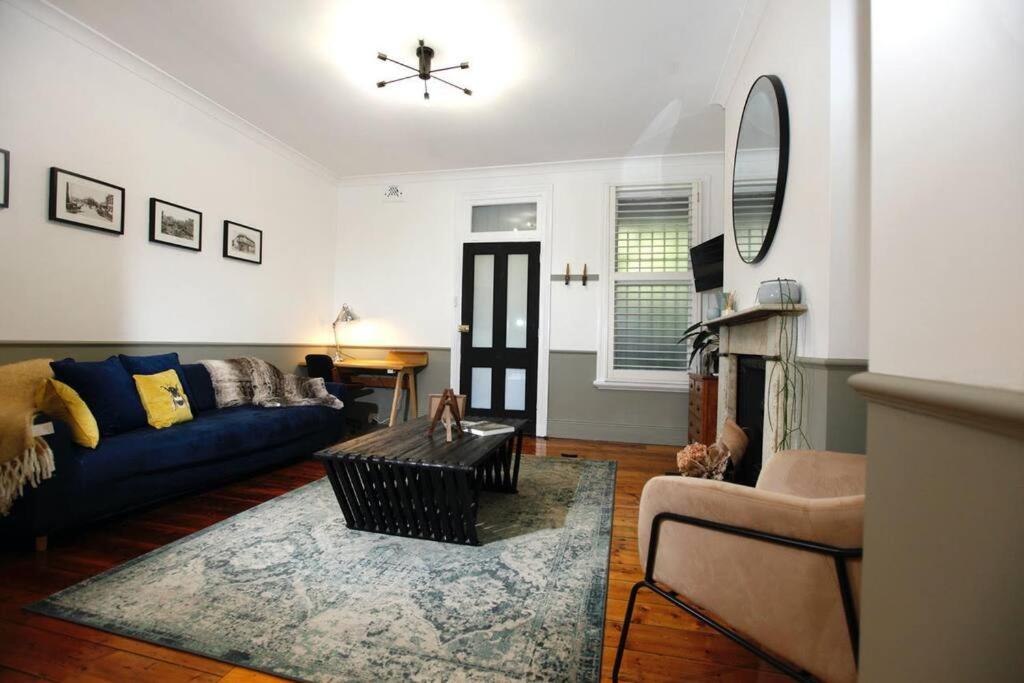 Image 2 of The Pavilion End – Central Paddington Apartment