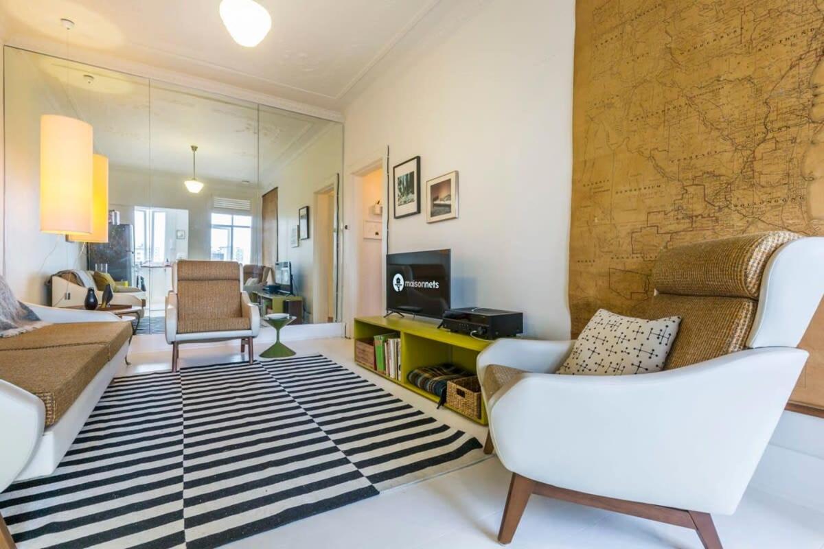 Image 4 of Top Floor 1 Bedroom Apt with Views Close To CBD