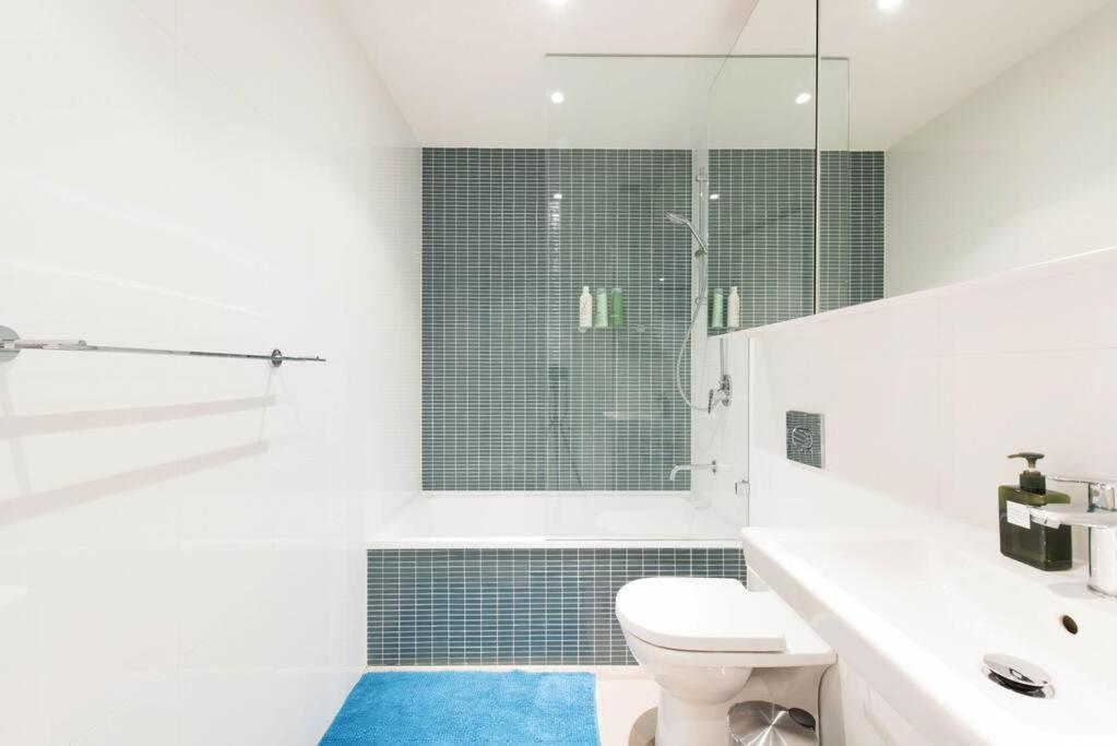 Image 2 of Urban Gem Sancturay – Central丨Calm丨Comfort