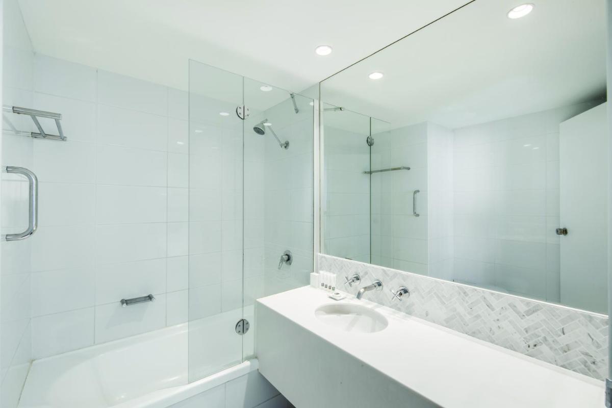 Image 2 of Vibe Hotel Sydney