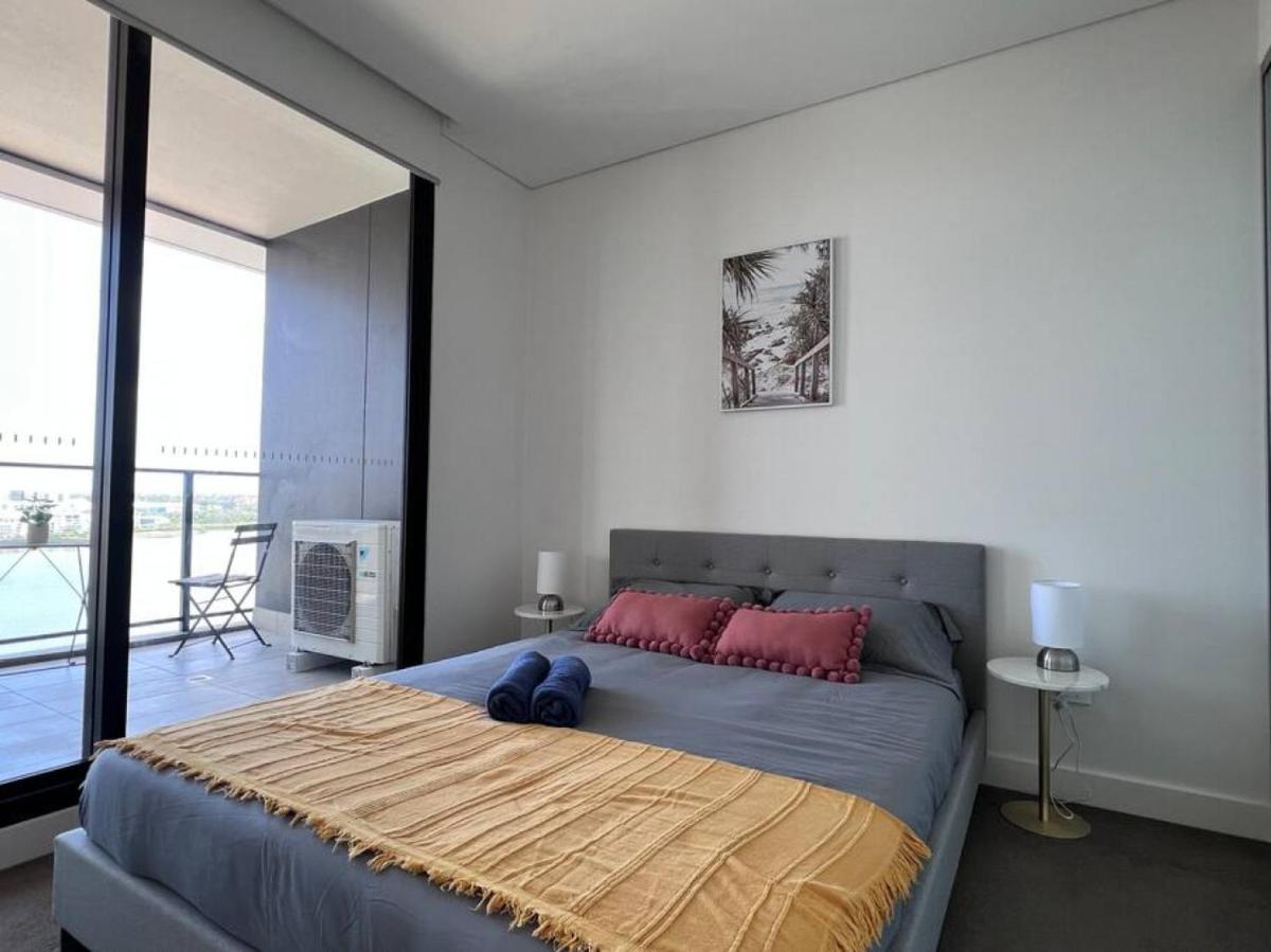 Image 1 of Your Luxury Weekend Getaway in Wentworth Point