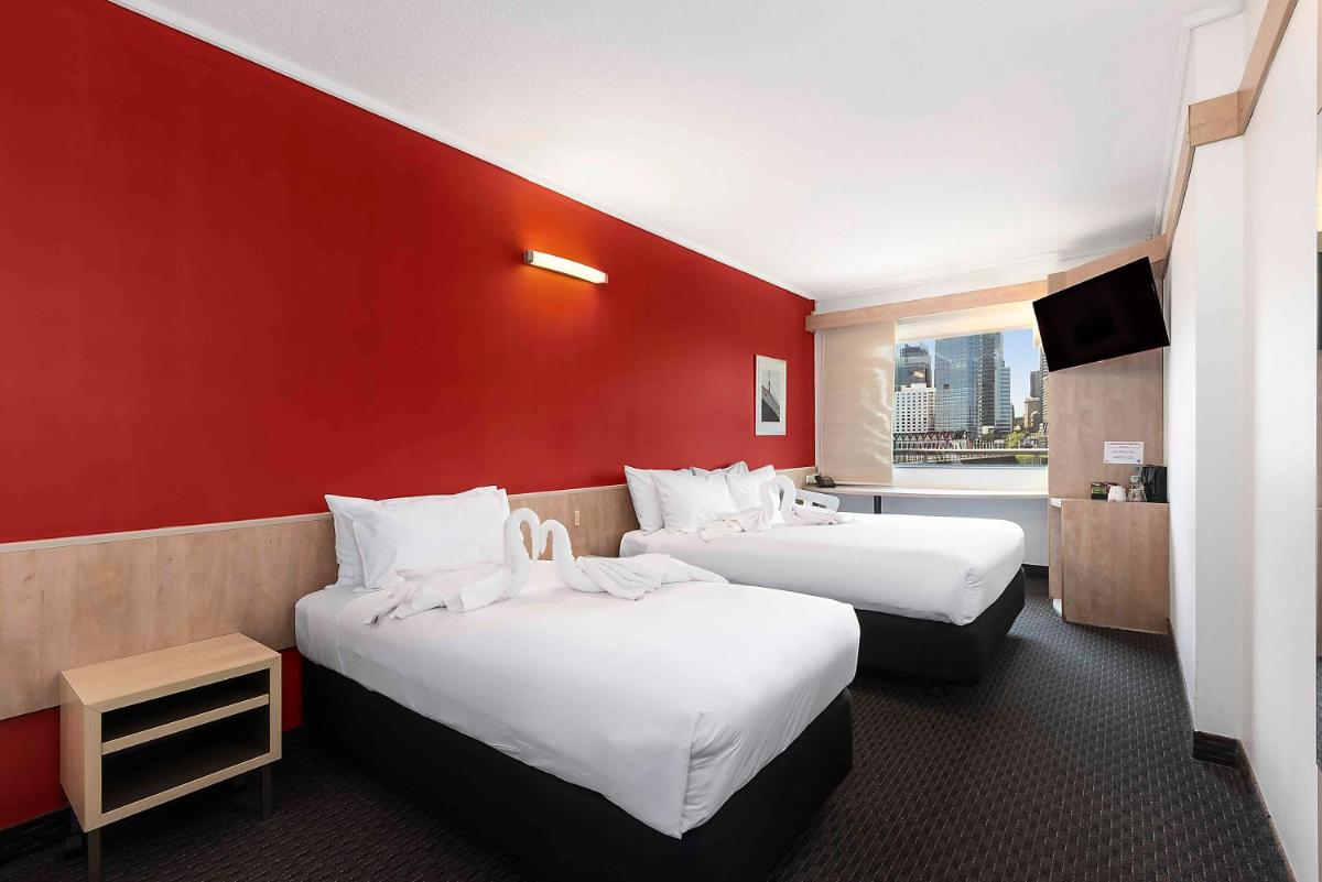 Image 1 of ibis Sydney Darling Harbour