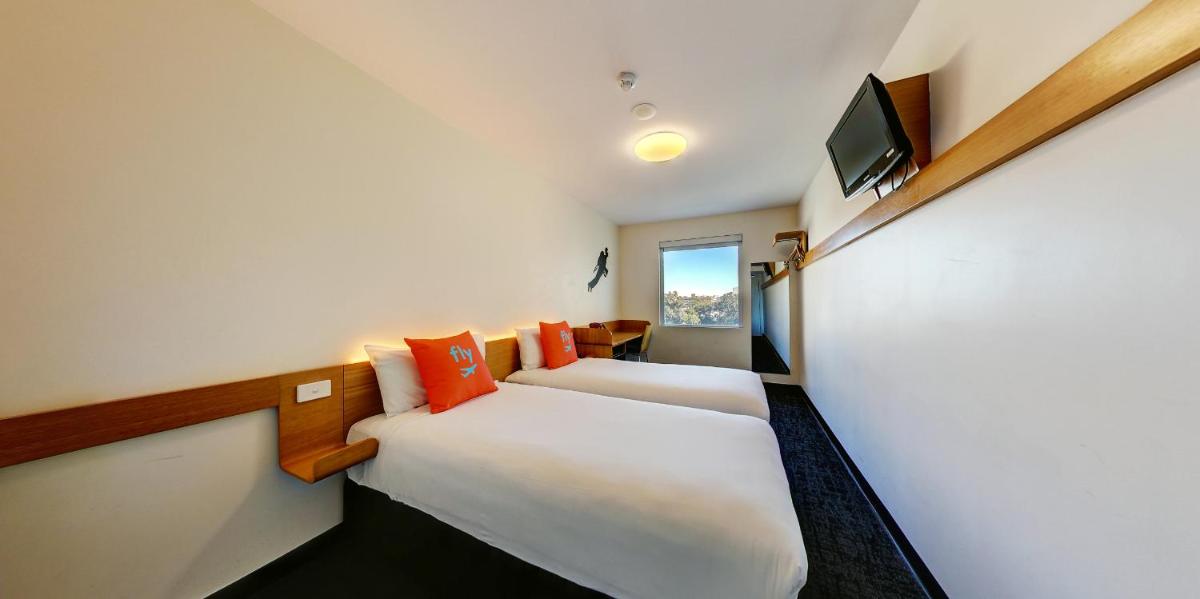 Image 6 of ibis budget Sydney Airport