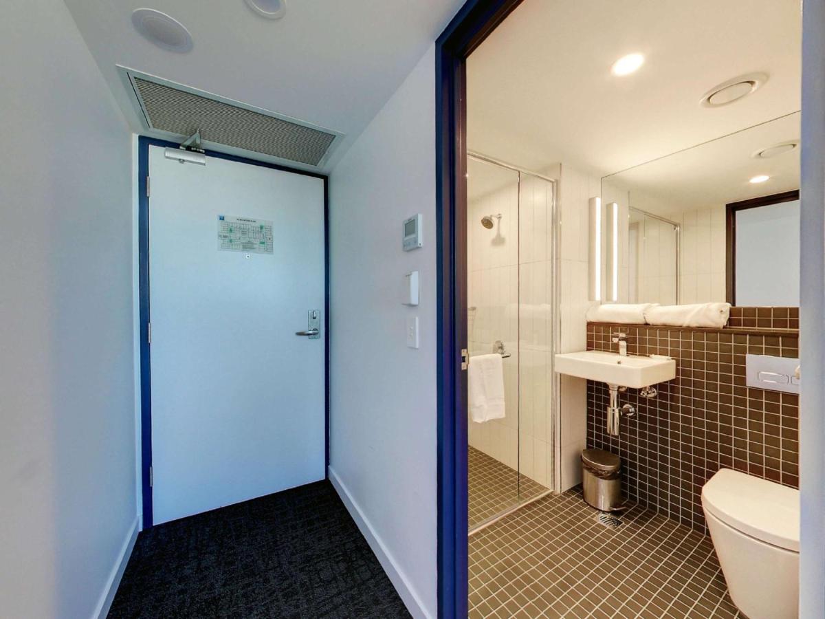 Image 2 of ibis budget Sydney Airport