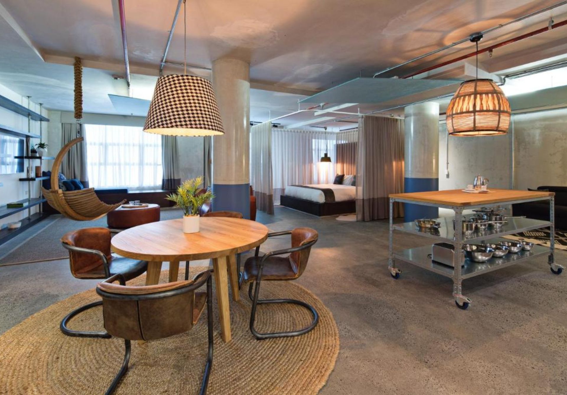 Zara Tower – Luxury Suites and Apartments